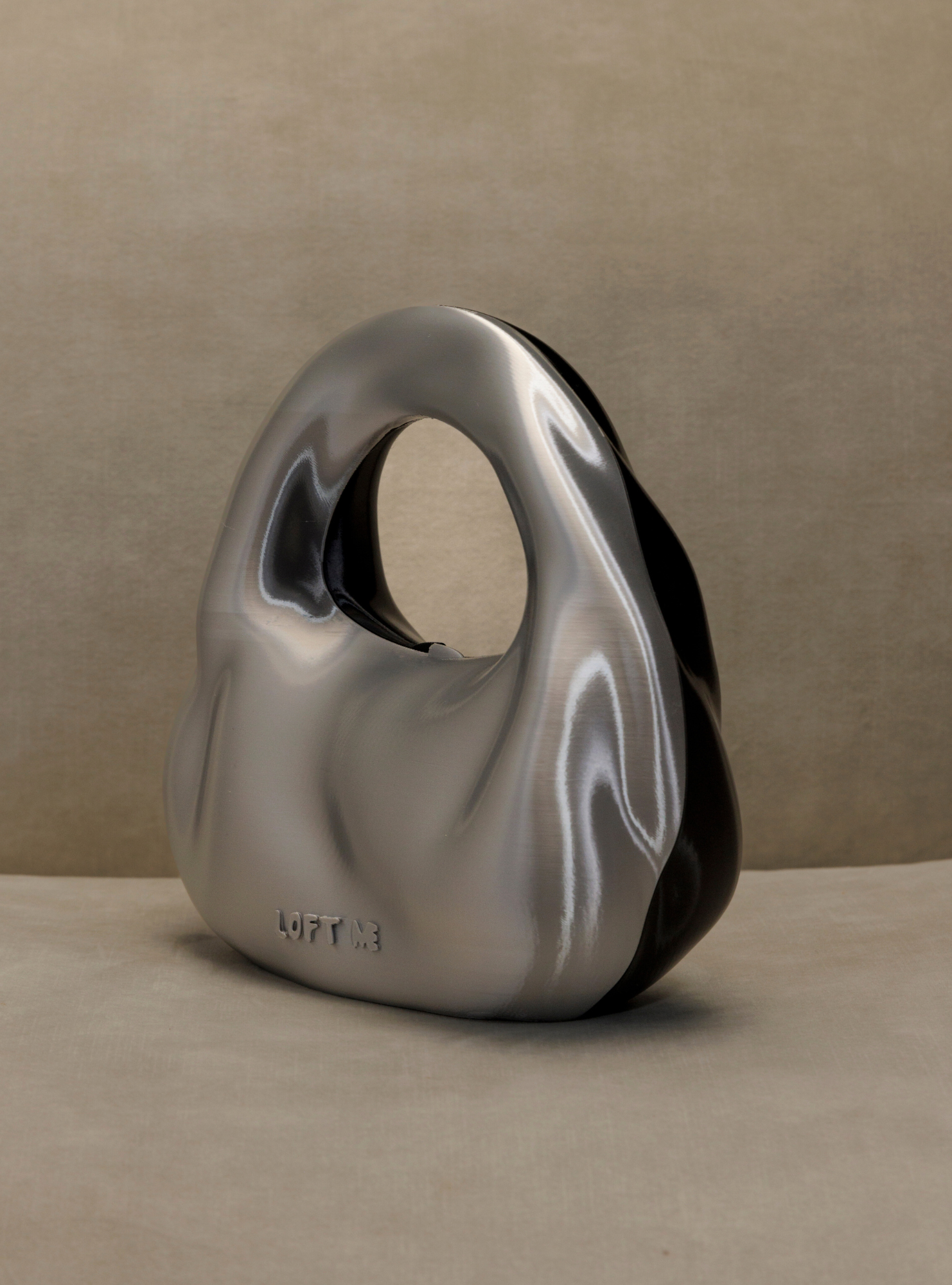 Flame bag // Negro-plateado